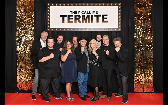 20251018_termiteWatkins_stepRepeat_003